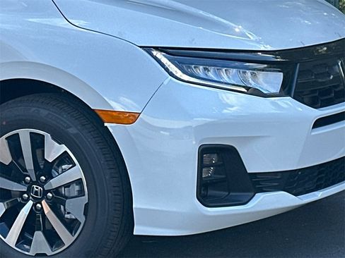 New 2026 Honda Odyssey EX-L image 4