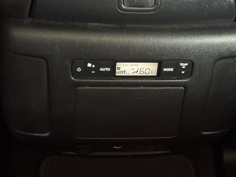Used 2023 Nissan Armada SL AWD/4WD image 17