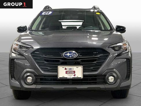 Used 2025 Subaru Outback Onyx Edition AWD/4WD image 4