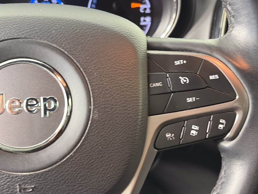 Used 2019 Jeep Grand Cherokee High Altitude AWD/4WD image 18