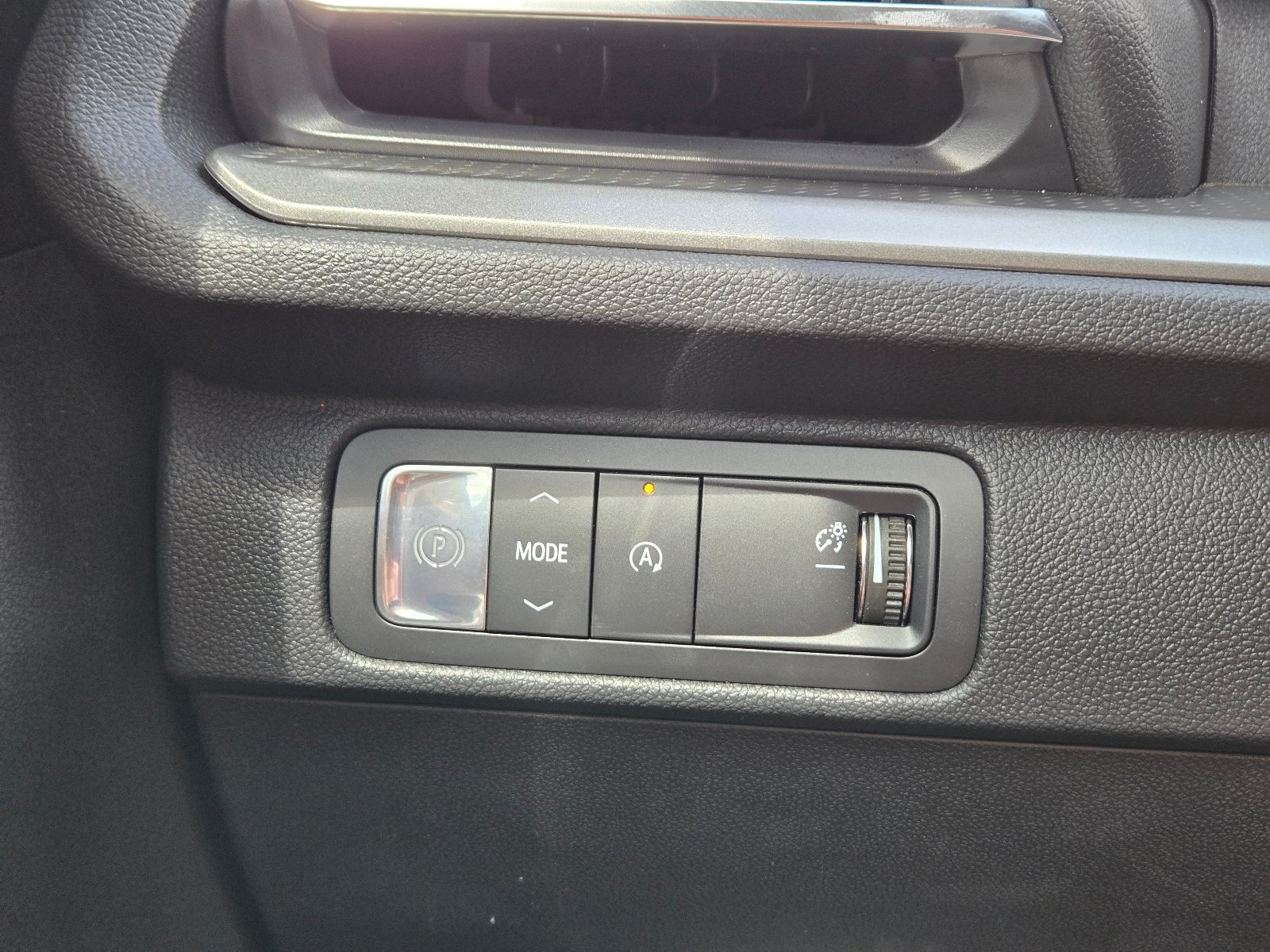 Used 2026 Chevrolet Traverse LT FWD image 22