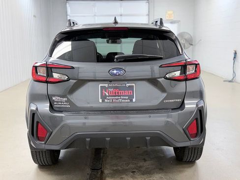 Used 2024 Subaru Crosstrek 2.5i Limited w/ Crosstrek Mirror Package AWD/4WD image 6