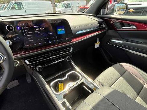 Used 2026 Chevrolet Traverse Z71 w/ Driver Confidence Package AWD/4WD image 20
