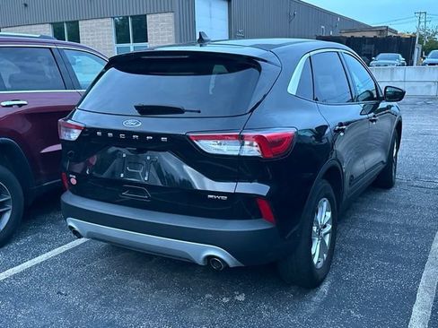 Used 2022 Ford Escape SE w/ Cold Weather Package AWD/4WD image 5