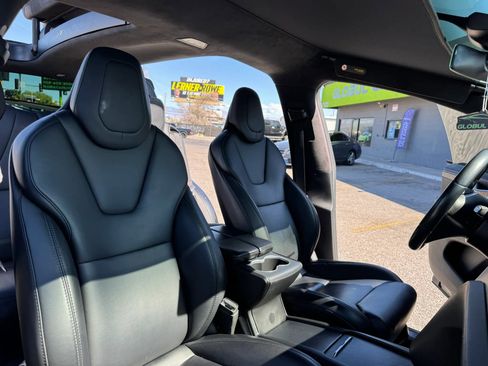 Used 2017 Tesla Model X 100D AWD/4WD image 24