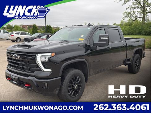 Used 2025 Chevrolet Silverado 2500 LT w/ Trail Boss Package AWD/4WD image 1