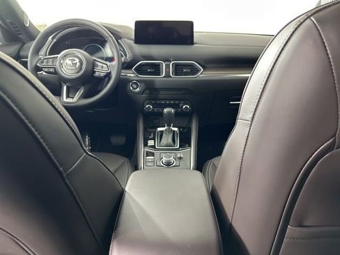 New 2025 MAZDA CX-5 Signature image 7