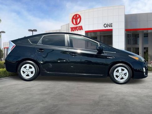 Used 2011 Toyota Prius Three FWD image 3