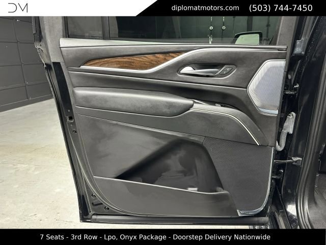 Used 2023 Cadillac Escalade ESV Sport Platinum w/ LPO, ONYX Package AWD/4WD image 26