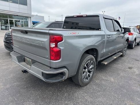 Used 2024 Chevrolet Silverado 1500 LT AWD/4WD image 3