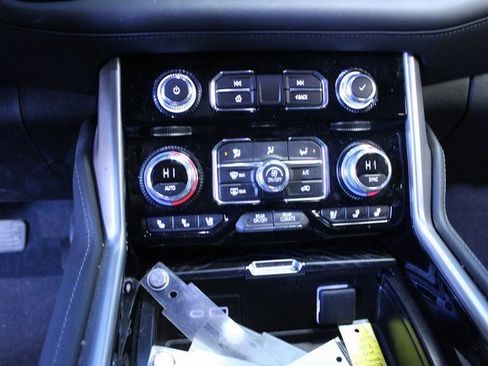 Used 2024 GMC Yukon Denali w/ Max Trailering Package image 22