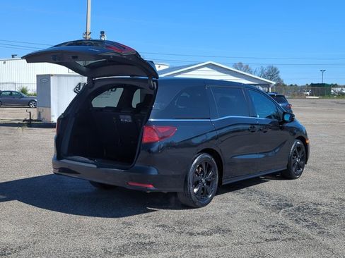 Used 2024 Honda Odyssey Sport image 5