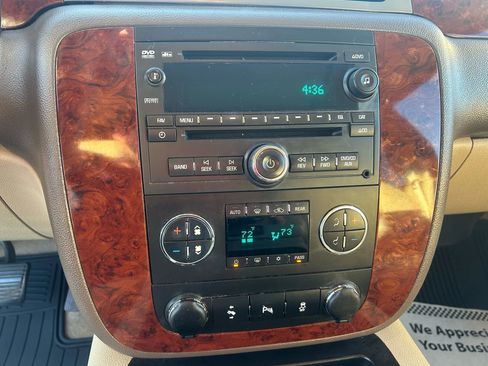 Used 2014 Chevrolet Tahoe LT w/ Luxury Package image 20