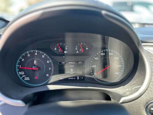 Used 2025 Chevrolet Malibu LT FWD image 12