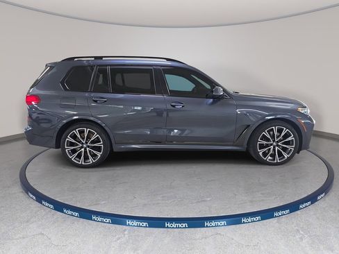Used 2021 BMW X7 M50i w/ Dynamic Handling Package AWD/4WD image 6