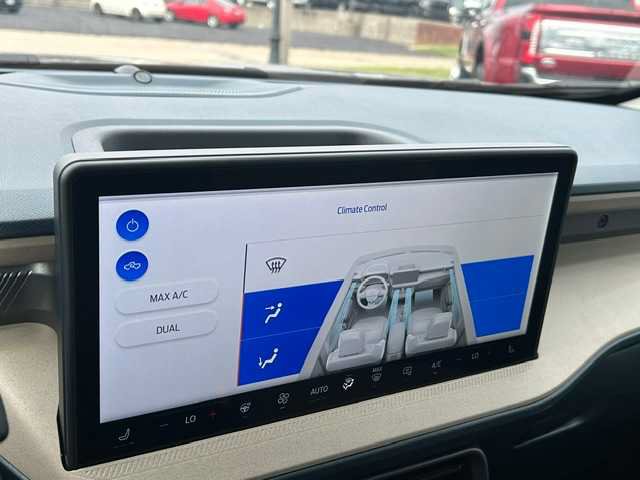 New 2026 Ford Maverick Lariat AWD/4WD image 36