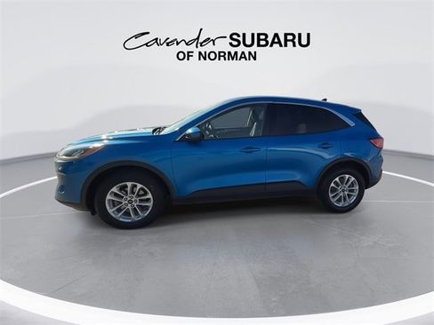 Used 2021 Ford Escape SE image 8