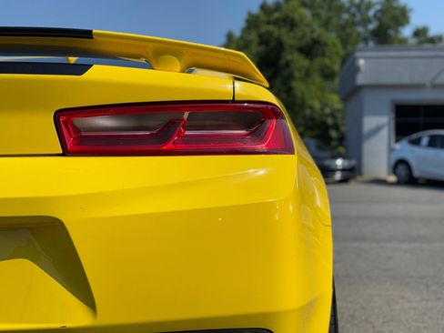 Used 2017 Chevrolet Camaro SS image 11