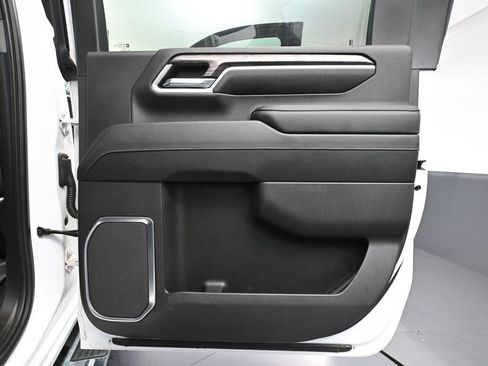Used 2024 Chevrolet Silverado 2500 LTZ AWD/4WD image 44