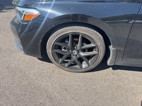 Used 2025 Honda Civic Sport image 18