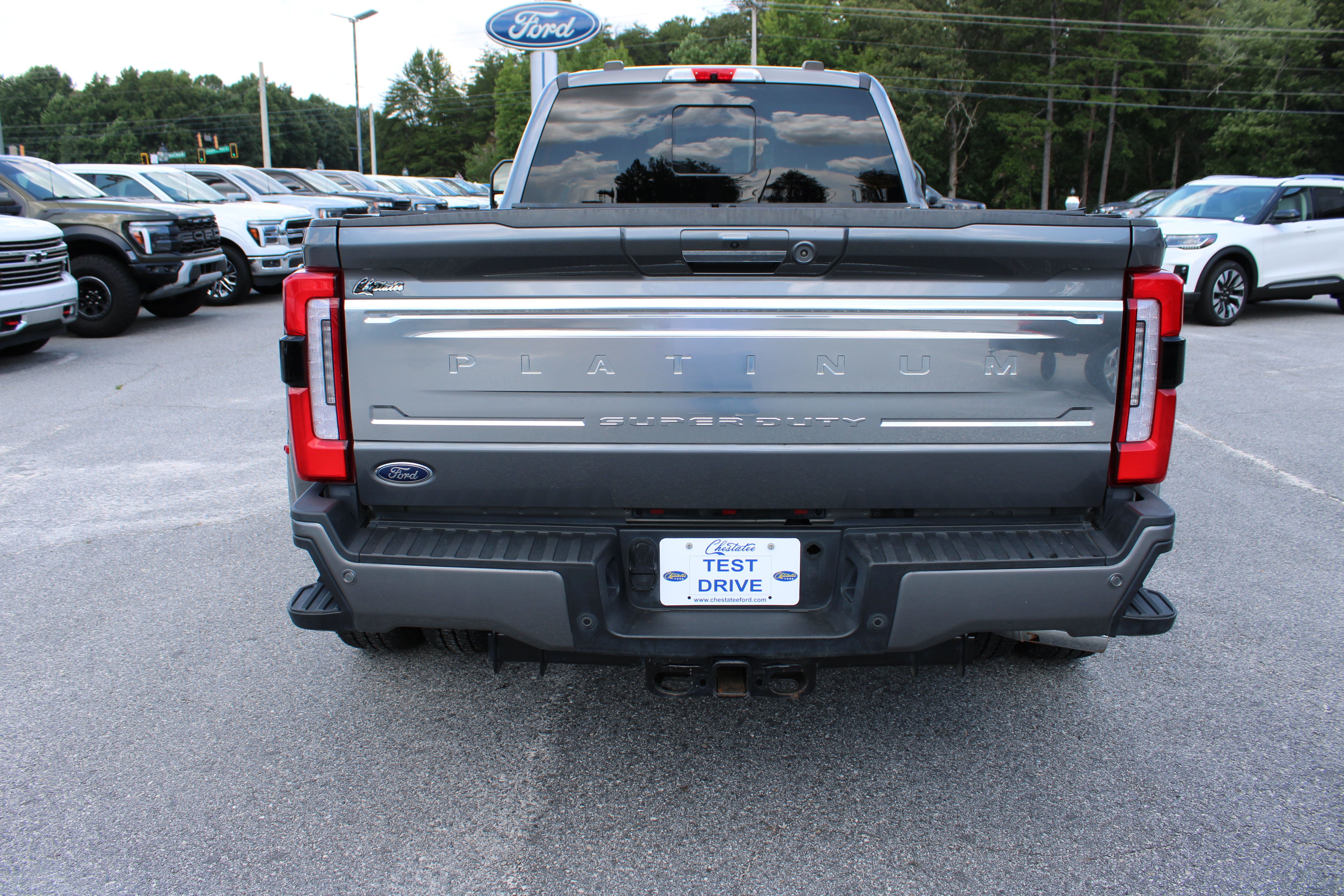 Used 2024 Ford F350 Platinum w/ FX4 Off-Road Package AWD/4WD image 7