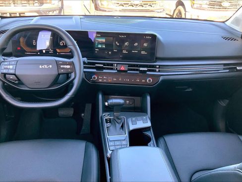 Certified 2026 Kia Sportage EX image 15