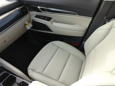 New 2025 Kia Telluride S image 18