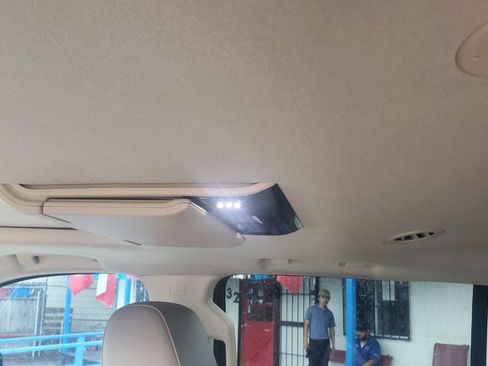 Used 2016 Chevrolet Suburban LTZ image 24