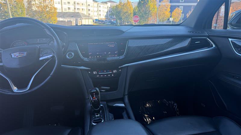 Used 2022 Cadillac XT6 Premium Luxury AWD/4WD image 26