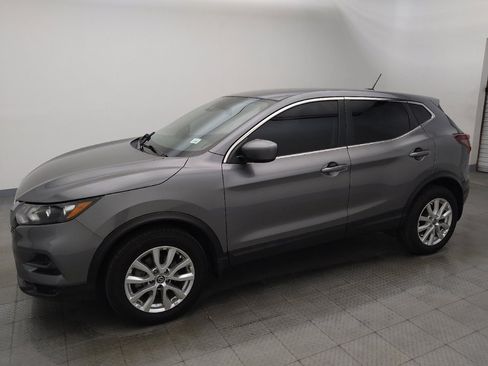Used 2021 Nissan Rogue Sport S FWD image 2