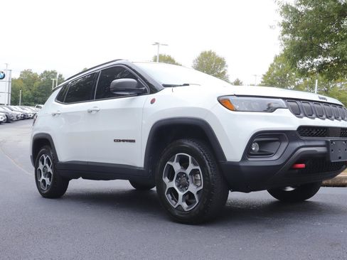Used 2022 Jeep Compass Trailhawk image 10