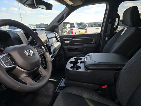 Used 2025 RAM 2500 Big Horn image 25