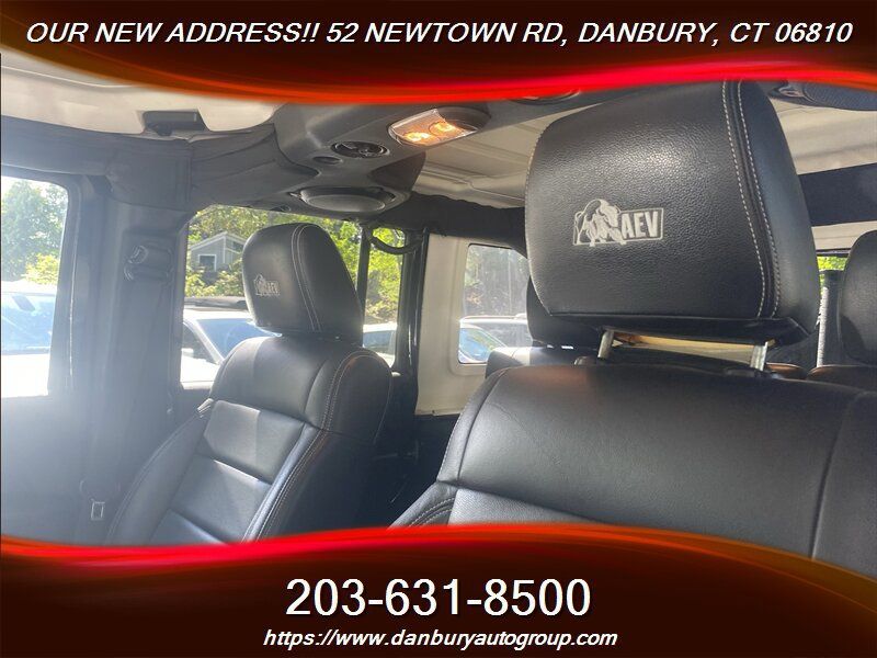 Used 2011 Jeep Wrangler Unlimited Rubicon w/ Trailer Tow Group AWD/4WD image 17