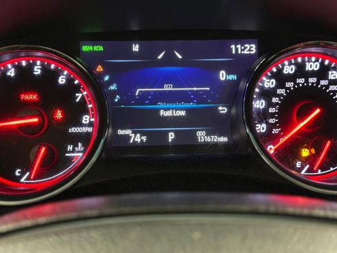 Used 2019 Toyota Camry XSE FWD image 4