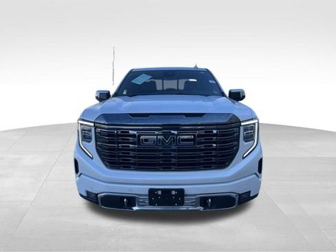 Used 2024 GMC Sierra 1500 Denali Ultimate image 9