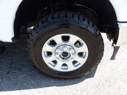 Used 2024 Ford F250 XLT w/ FX4 Off-Road Package AWD/4WD image 62