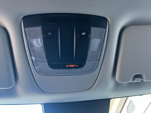 New 2025 Kia Sportage LX image 25