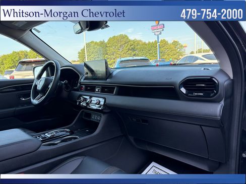 Used 2023 Honda Pilot Touring image 43