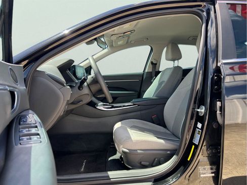 Used 2021 Hyundai Sonata SEL w/ Cargo Package FWD image 9