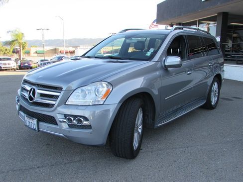 Used 2010 Mercedes-Benz GL 450 4MATIC image 4