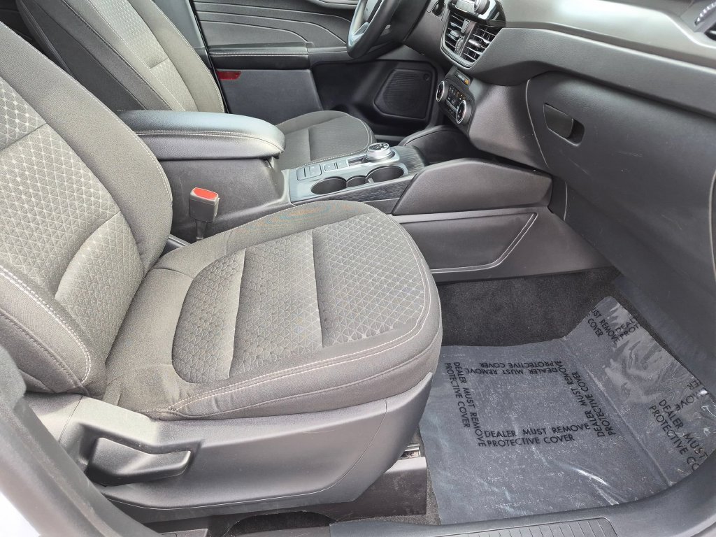 Used 2025 Ford Escape Active AWD/4WD image 29