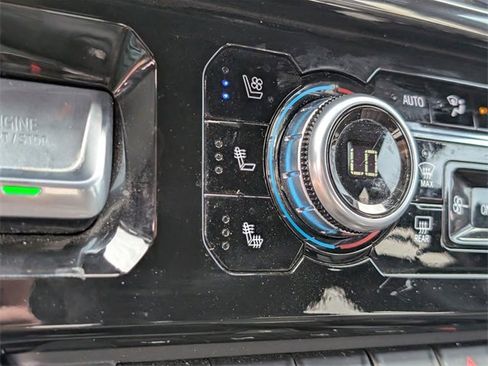 Used 2023 GMC Sierra 1500 AT4 w/ AT4 Premium Package image 16