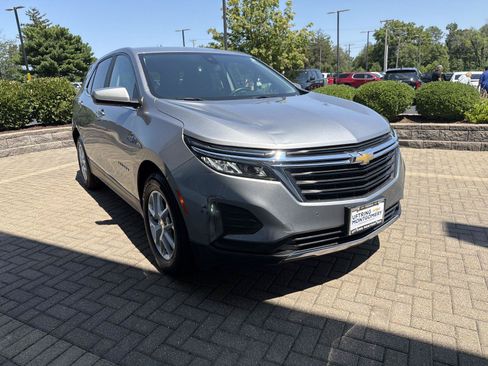 Used 2023 Chevrolet Equinox LT FWD image 7