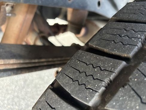 Used 2012 Ford F150 Lariat w/ Lariat Chrome Pkg image 12