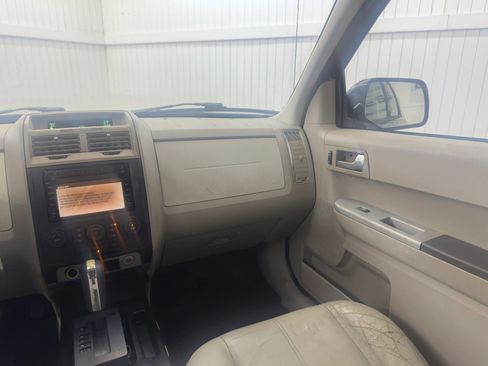 Used 2008 Mercury Mariner 2WD Hybrid image 16