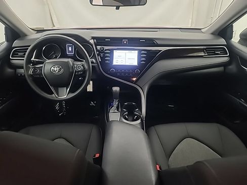 Used 2019 Toyota Camry LE FWD image 20