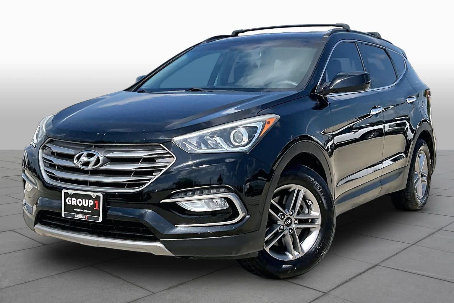 Used 2017 Hyundai Santa Fe Sport FWD image 1
