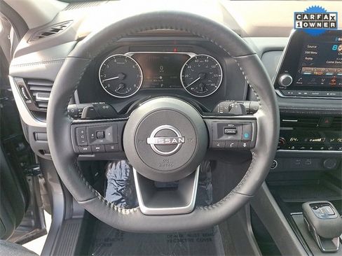 Used 2022 Nissan Rogue SV w/ SV Premium Package image 19