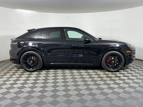 New 2026 Porsche Cayenne GTS image 8