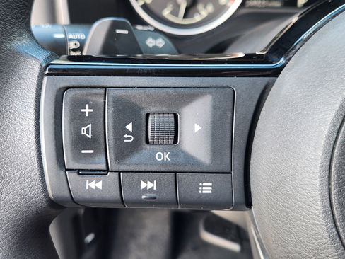 Certified 2023 Nissan Rogue SV image 22